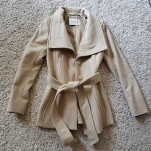 Aritzia Babaton Spencer coat